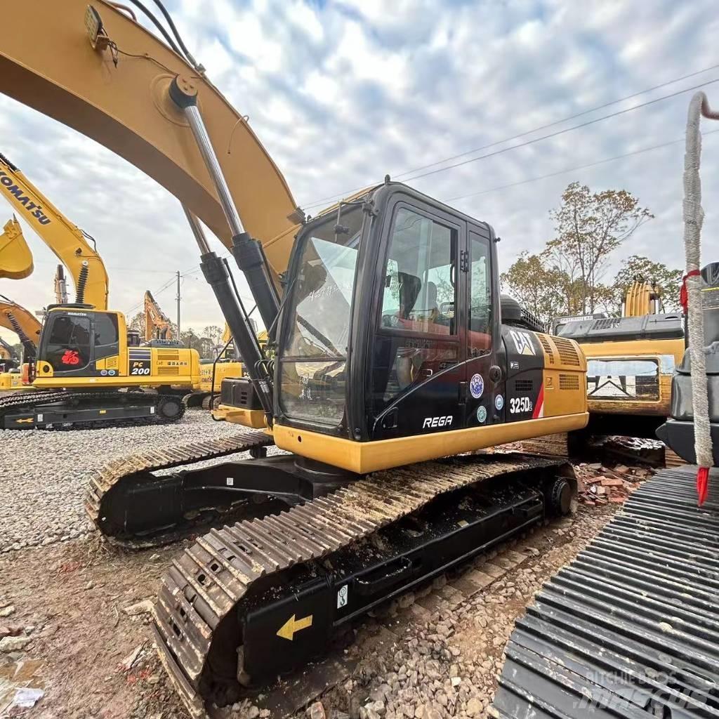 CAT 325 D Bagri goseničarji