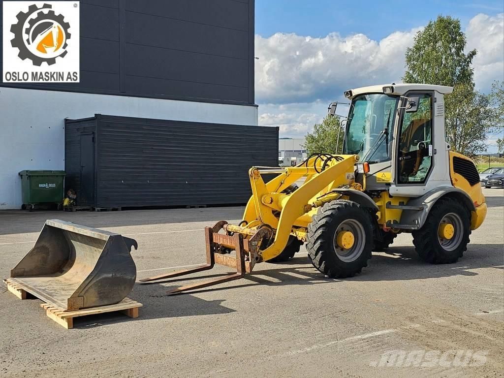 Atlas 65 Kolesni nakladalci
