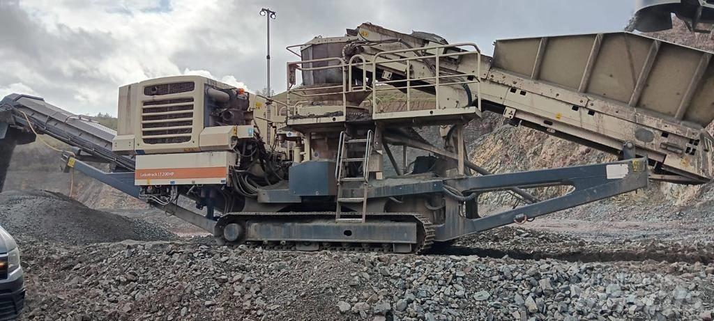 Metso LT200HP Mobilni drobilniki