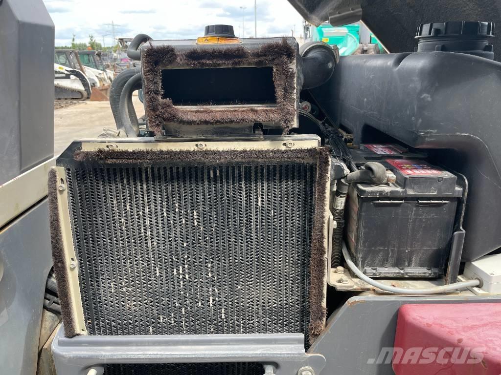 Dynapac CC1300 Dvojni valjarji