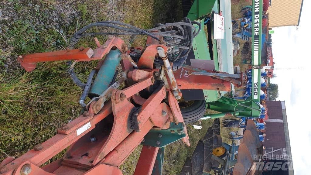 Kverneland EG85 Obračalni plugi