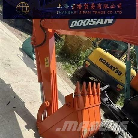Doosan DX 60 Bagri goseničarji