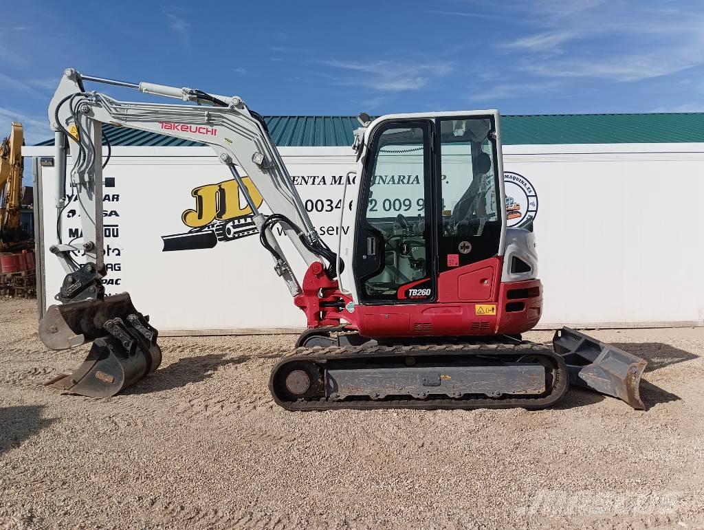 Takeuchi TB 260 Mini bagri <7t