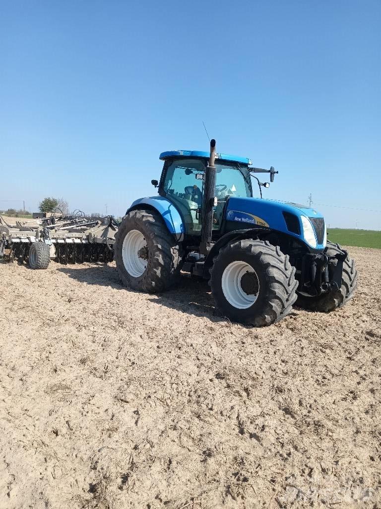 New Holland T 7060 Traktorji