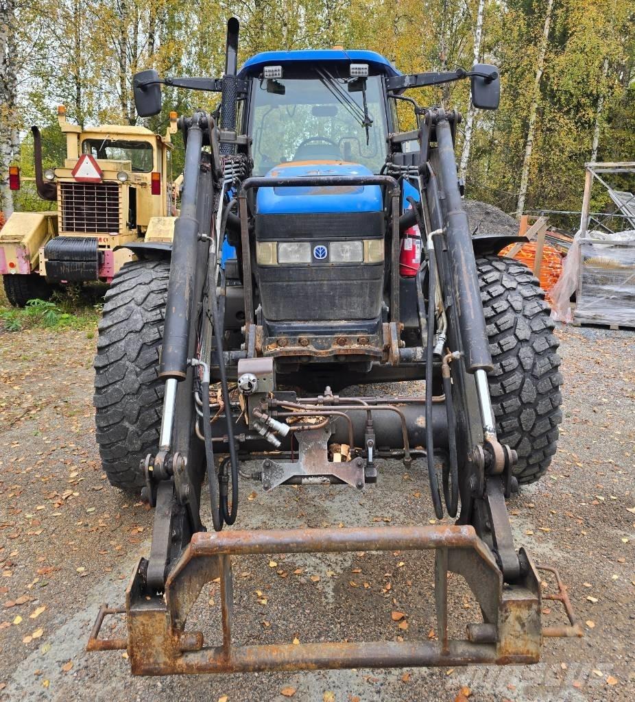 New Holland TM 120 Traktorji