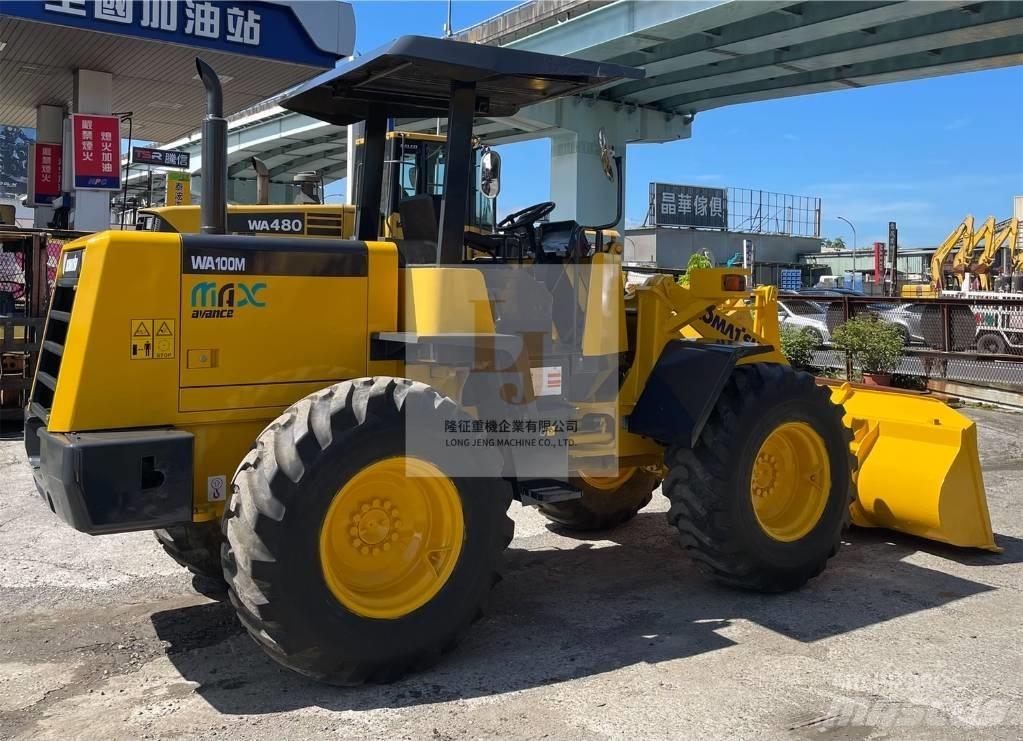 Komatsu WA100M-3 Kolesni nakladalci