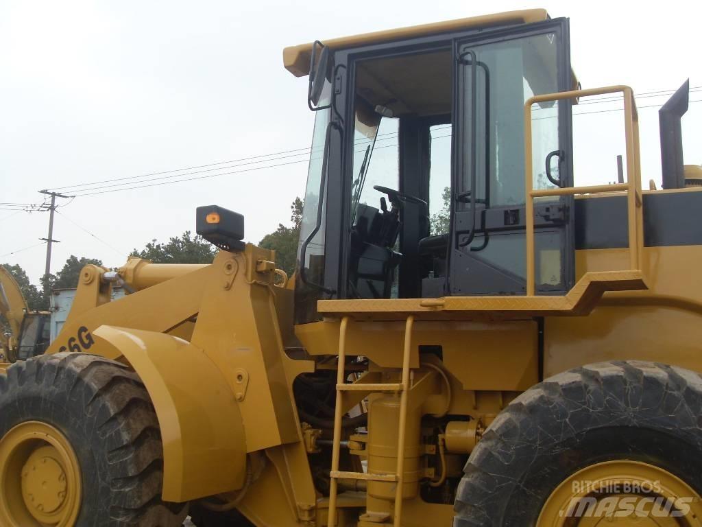 CAT 966G Kolesni nakladalci