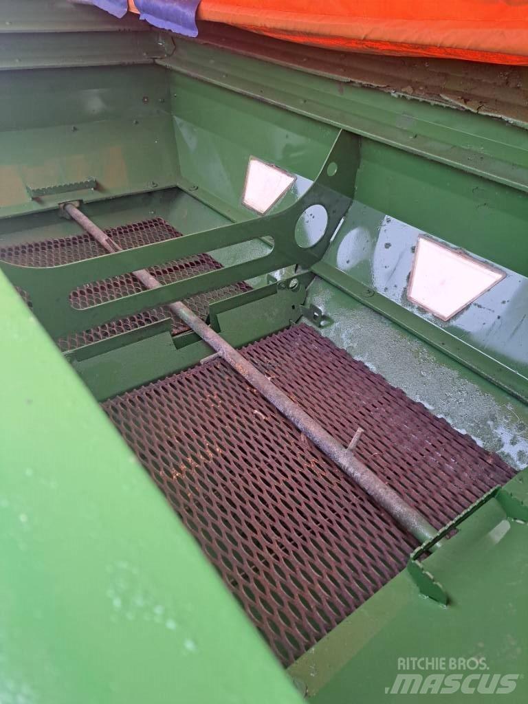 Amazone ZA-M 3000 Trosilniki mineralnega gnojila