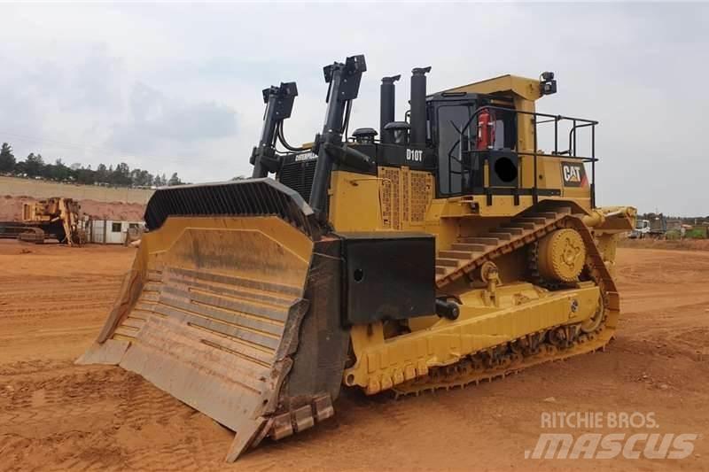 CAT  D10T Buldožerji goseničarji