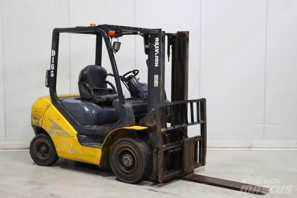 Komatsu FD25T-16 Dizelski viličarji