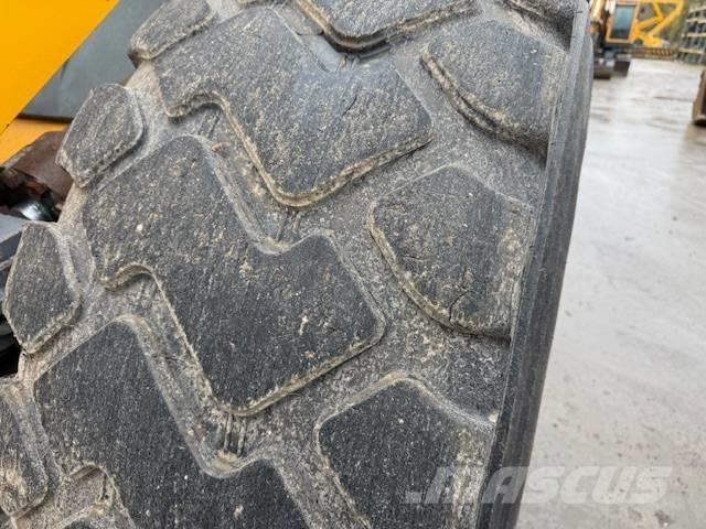 Liebherr L 538 Kolesni nakladalci