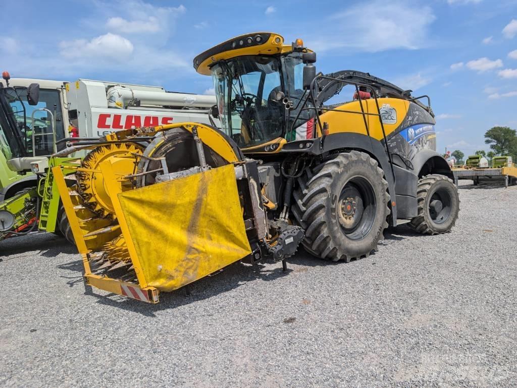 New Holland FR 650 Stroji za krmo na lastni pogon