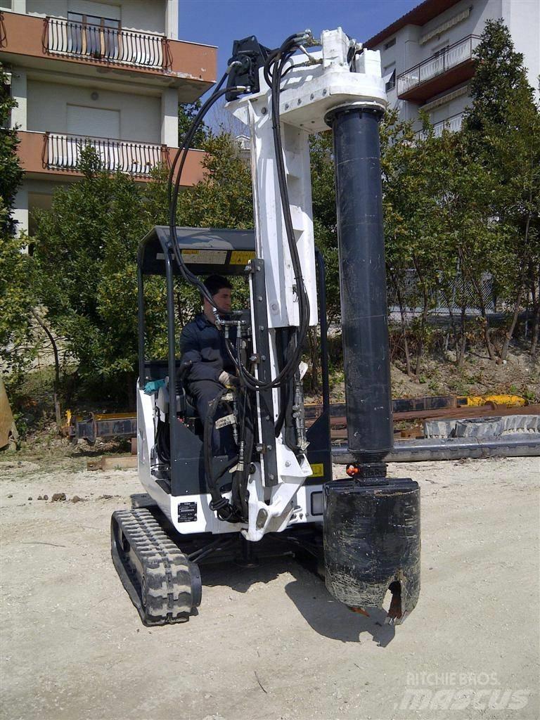 Tescar CF1 Stroji za zabijanje stebrov - pilotov
