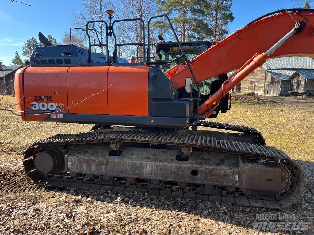 Hitachi ZX 300 LC-6 Bagri goseničarji
