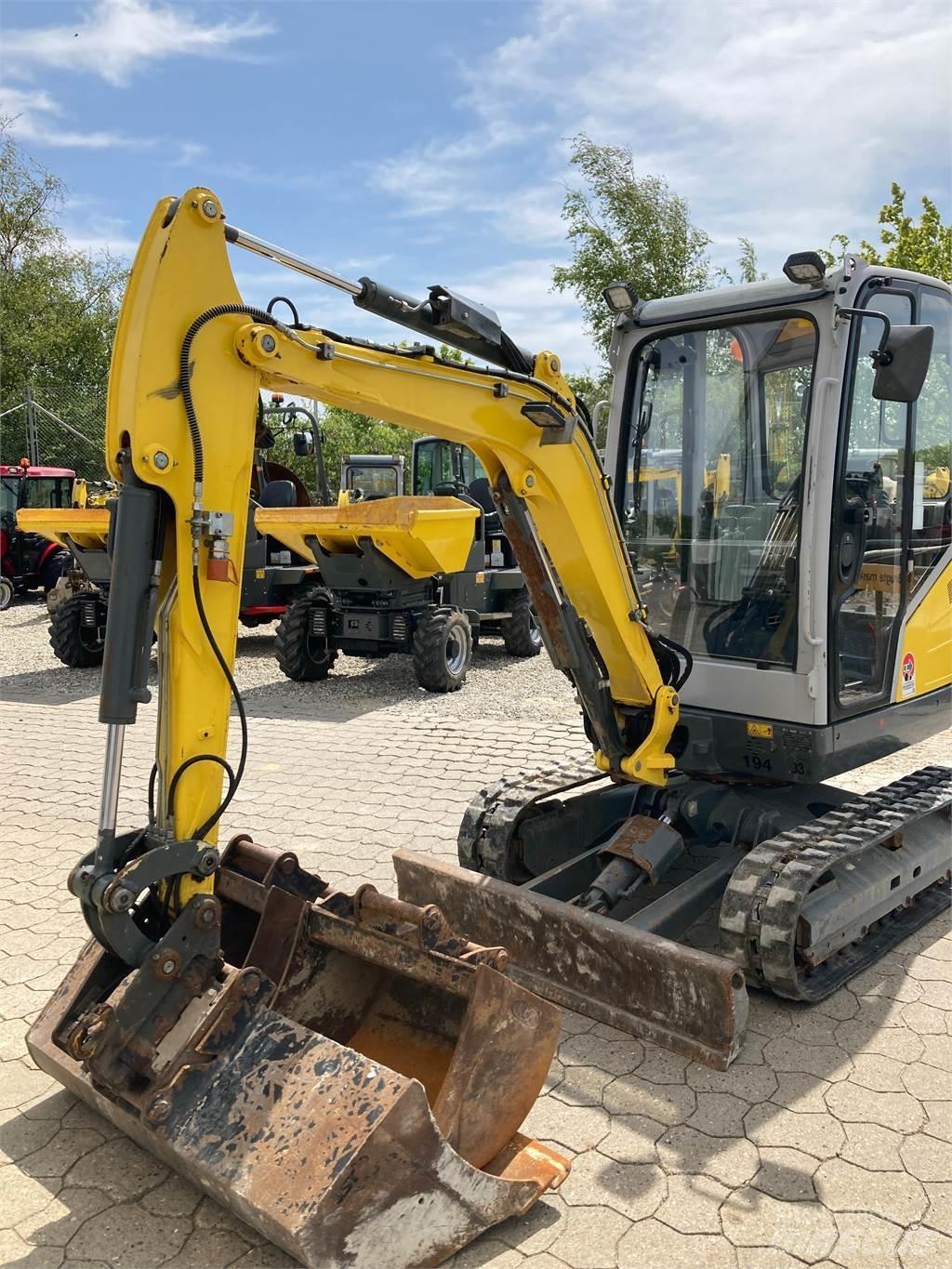 Wacker Neuson ET24 Mini bagri <7t