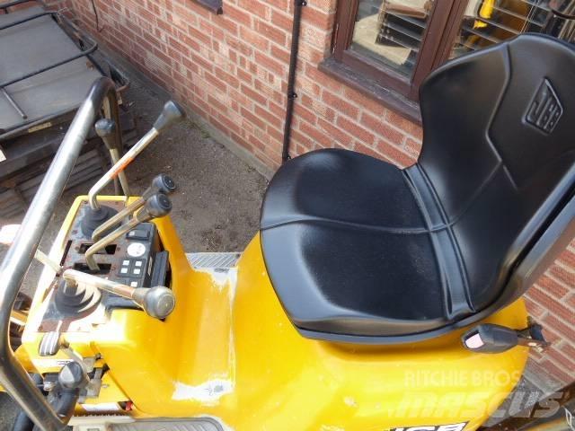 JCB 8008 CTS Mini bagri <7t