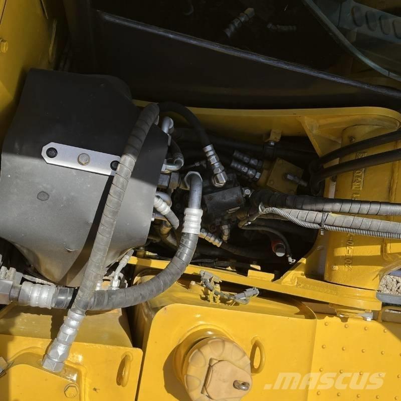 Komatsu PC 70 Bagri goseničarji