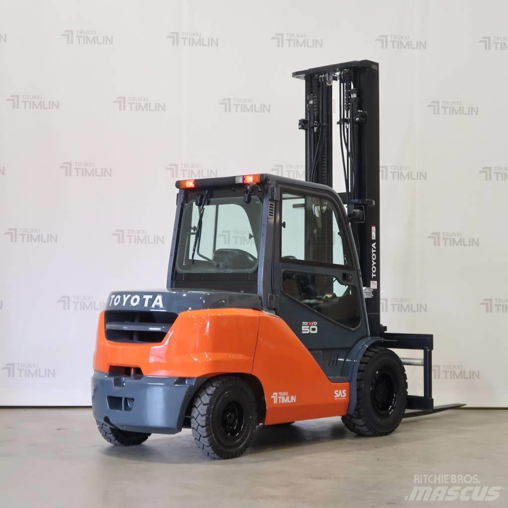 Toyota 40-8FD50N Dizelski viličarji