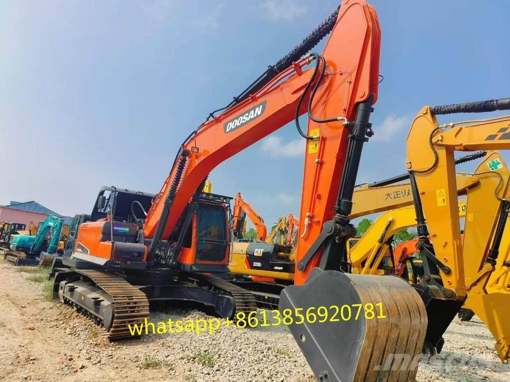 Doosan DX 225 Bagri goseničarji