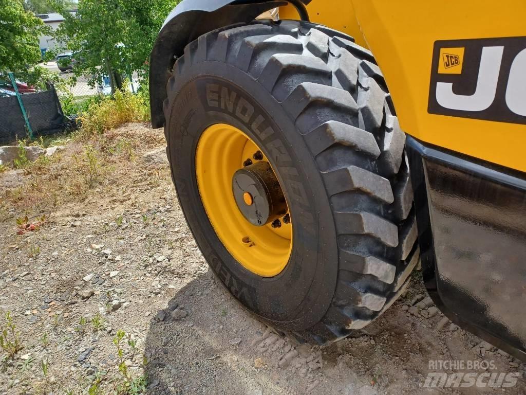 JCB 560-80 Agri Plus Teleskopski viličarji