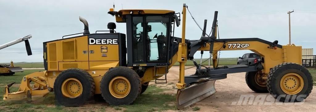 DEERE 772GP Grederji