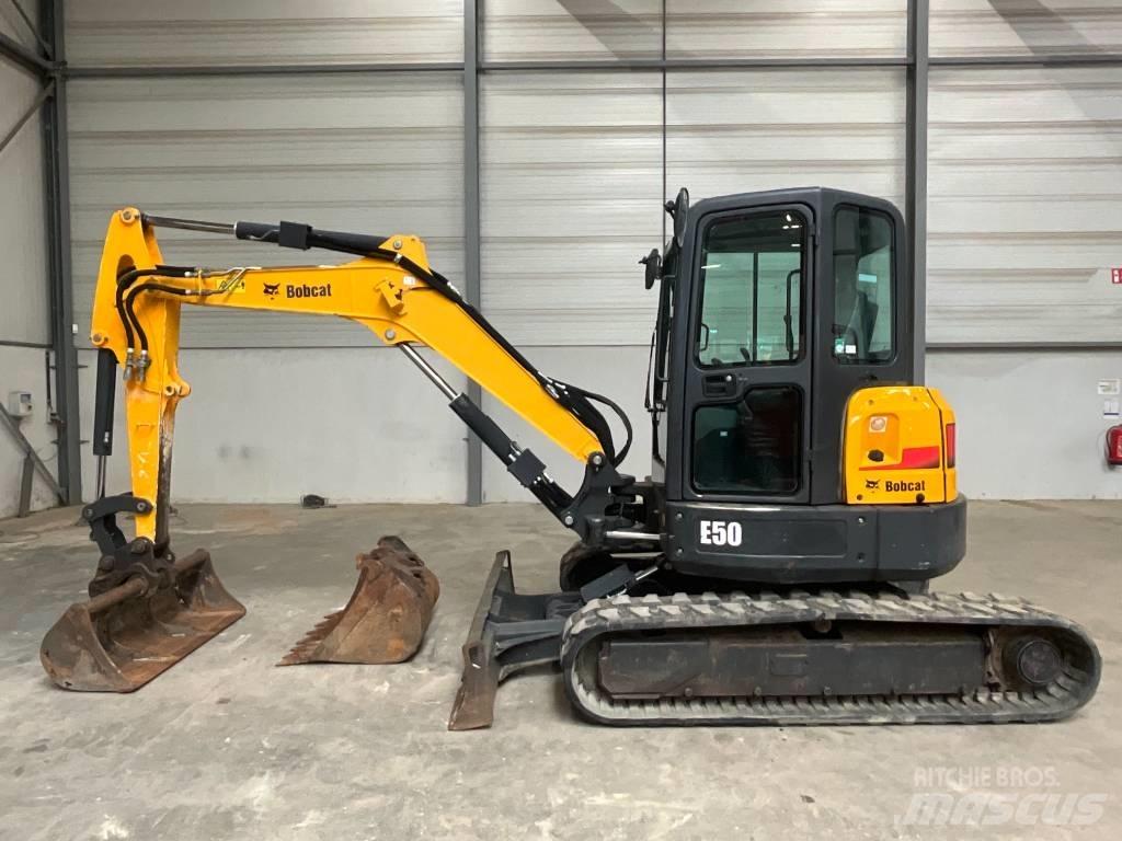 Bobcat E 50 Mini bagri <7t
