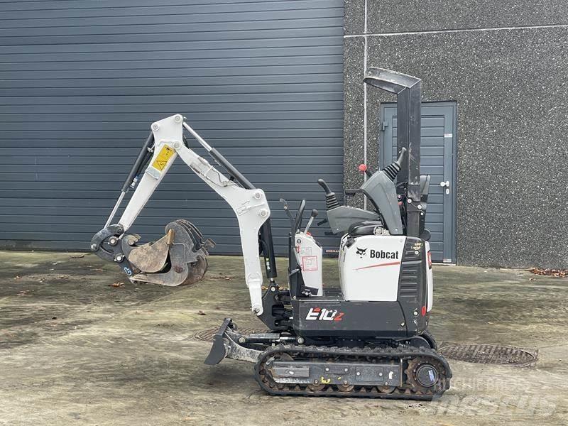 Bobcat E 10 Z Mini bagri <7t