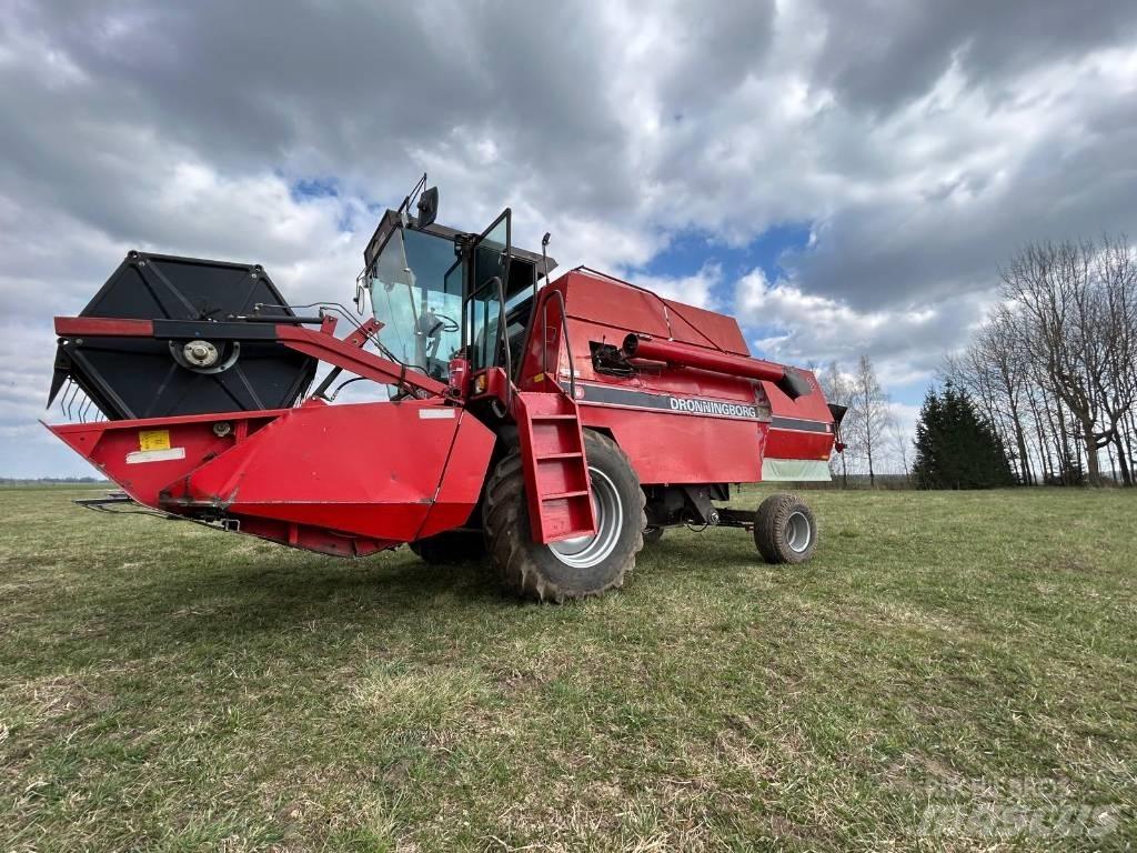 Dronningborg D4500 Kombajni