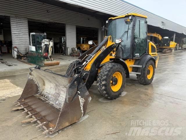 JCB 409 Kolesni nakladalci