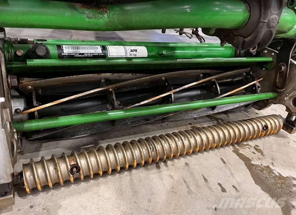 John Deere 7500A Kosilnice za zunanji prostor