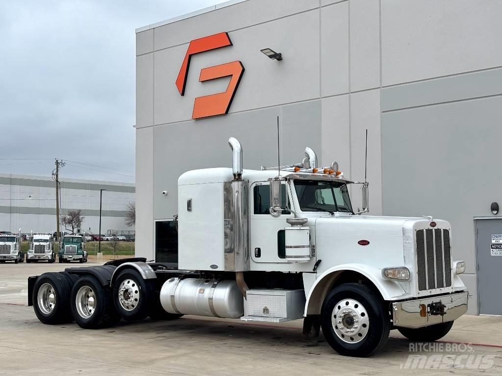 Peterbilt 388 Vlačilci