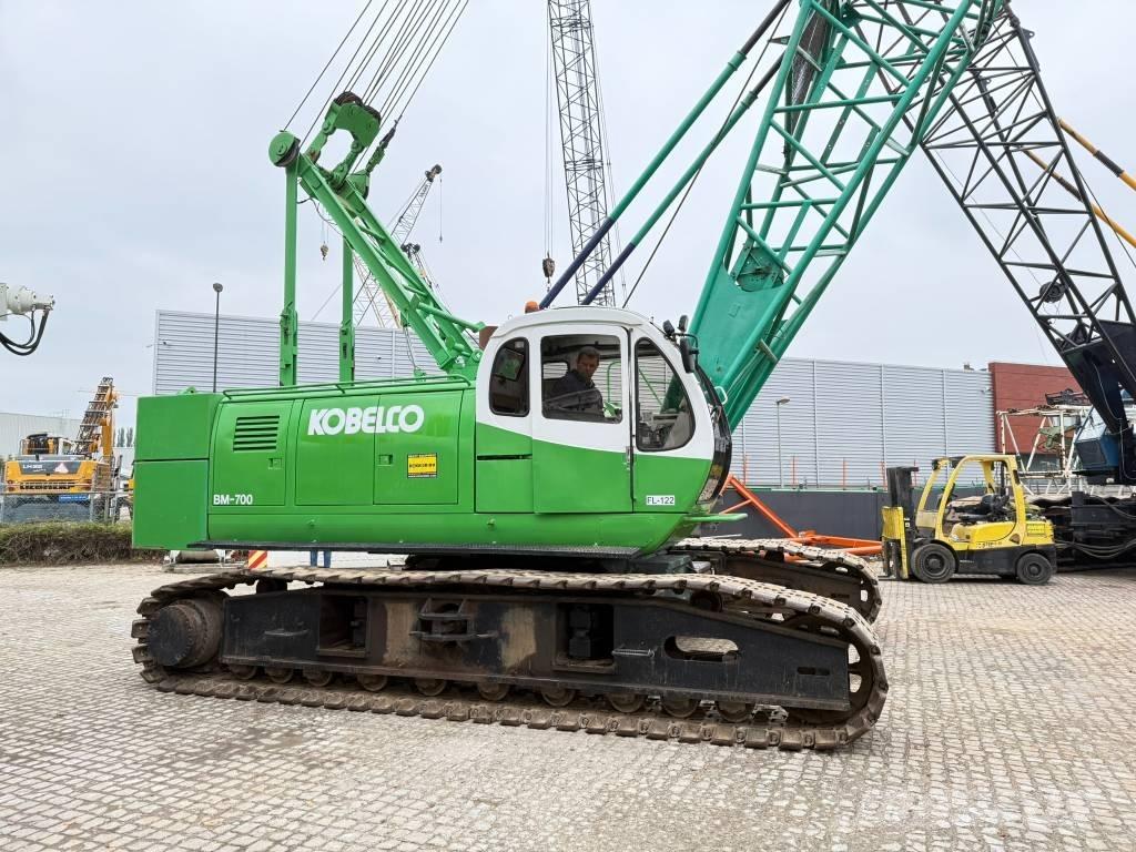 Kobelco BM 700 Dvigala na gosenicah
