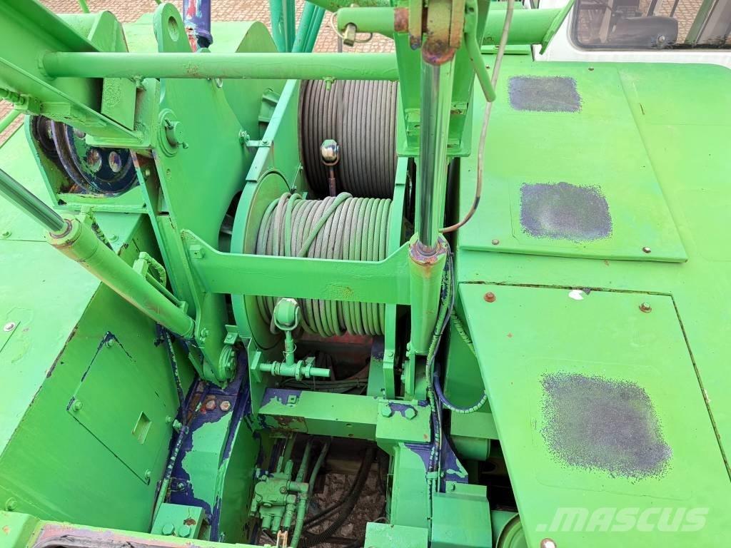 Kobelco BM 700 Dvigala na gosenicah