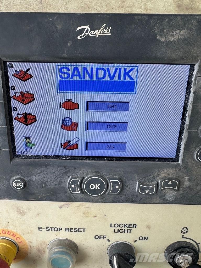 Sandvik QJ 241 Mobilni drobilniki