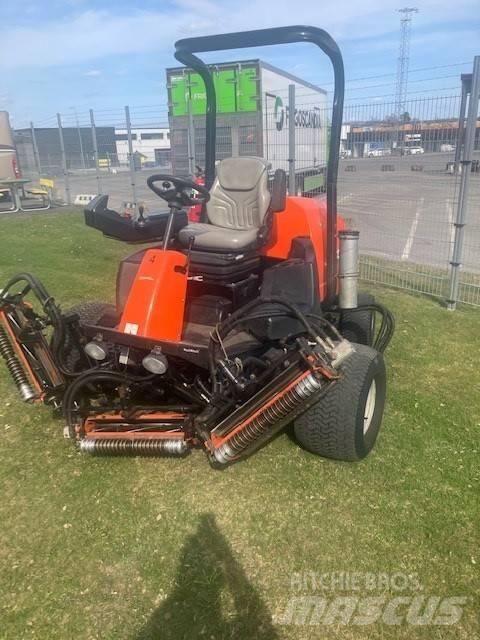 Jacobsen LF550 Kosilnice za zunanji prostor