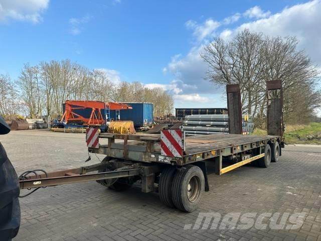 Bertoja 3 Assen Prikolice za hlode