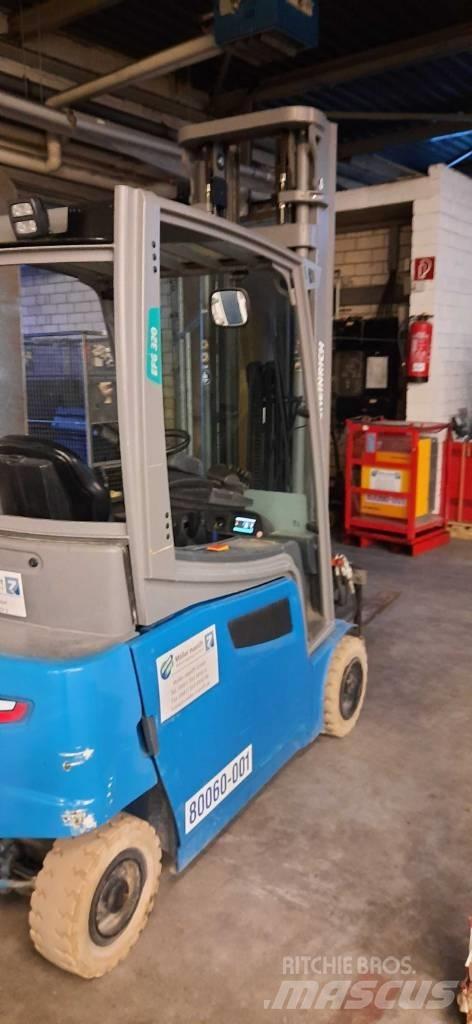 Jungheinrich EFG 320 Električni viličarji