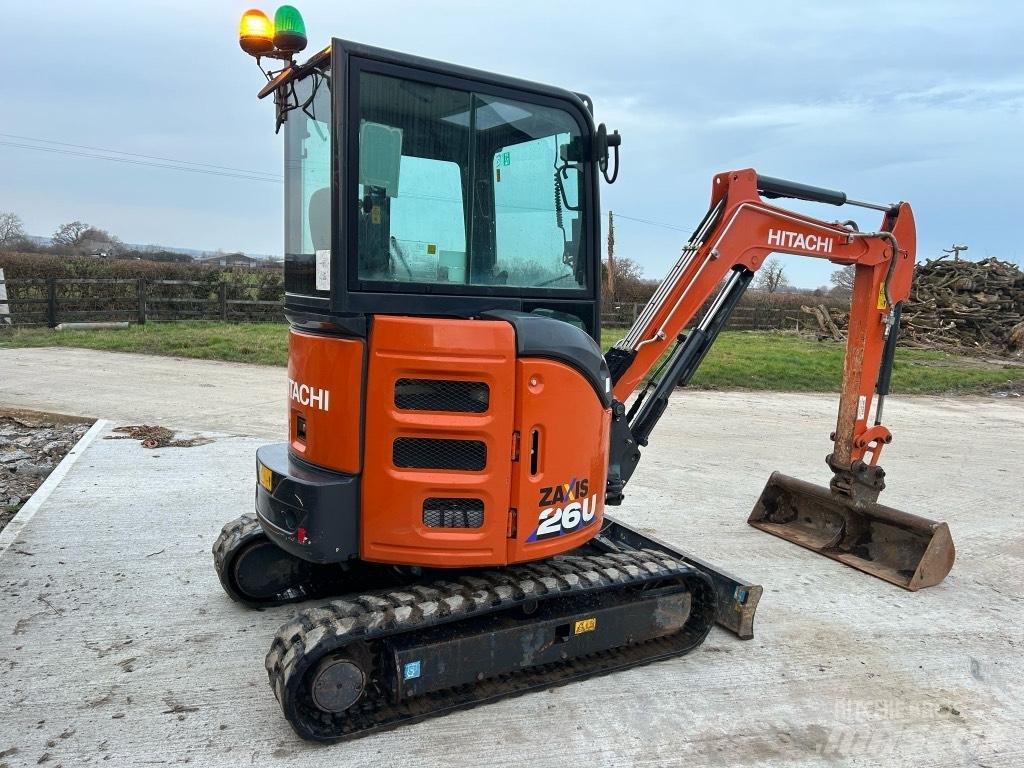 Hitachi ZX 26 U-6 Mini bagri <7t