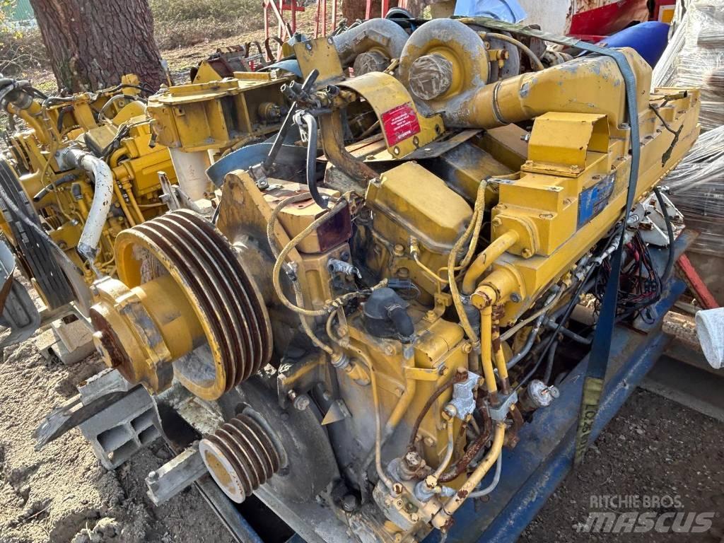 Komatsu SA12V140 Motorji
