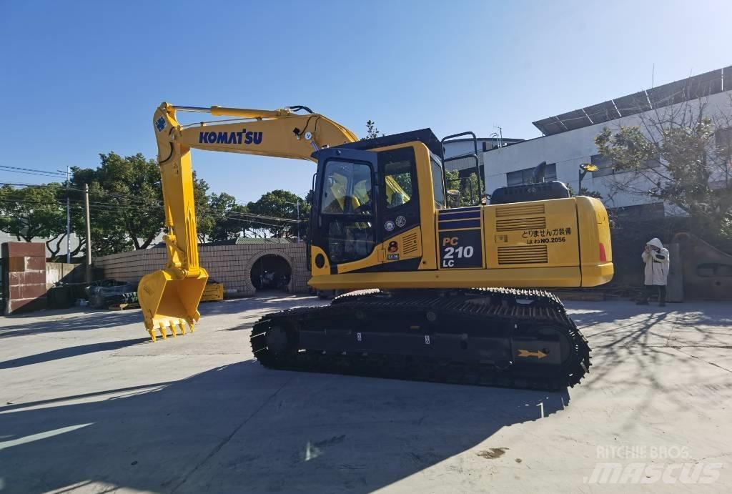 Komatsu PC210LC Bagri goseničarji