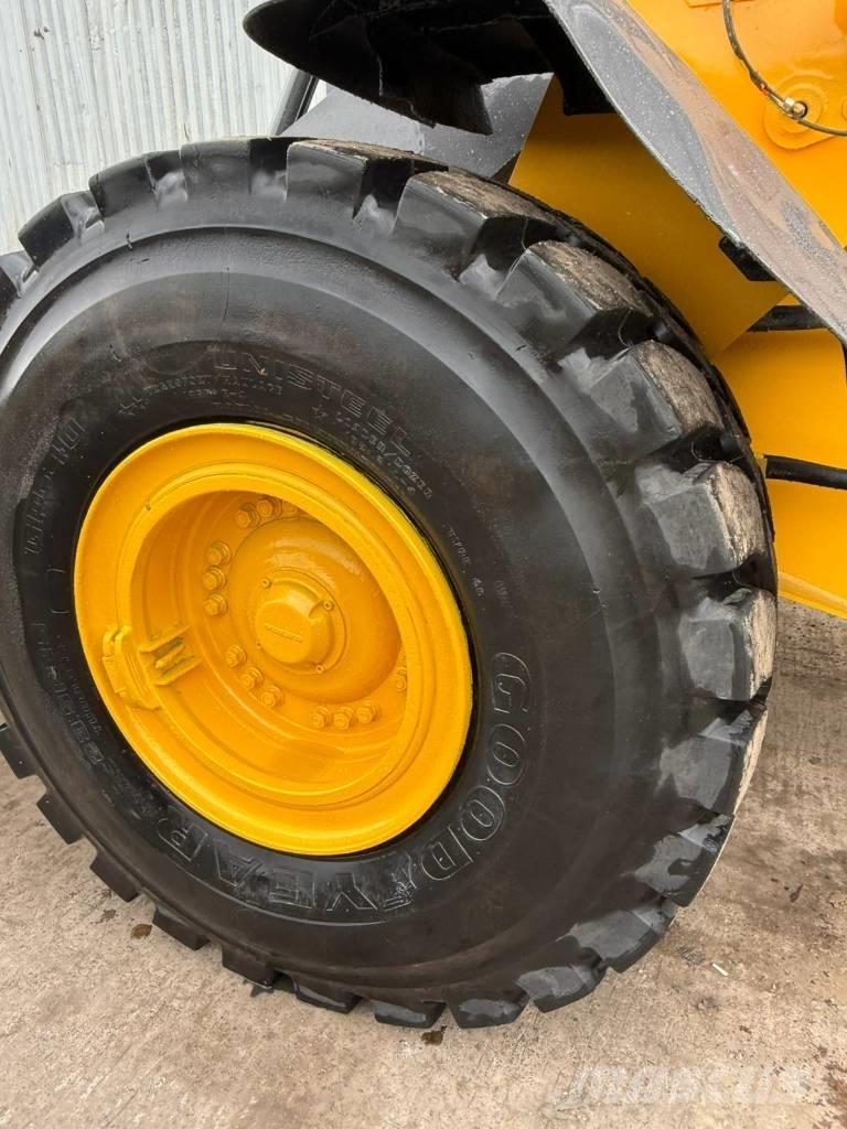 Volvo L 110 H Kolesni nakladalci