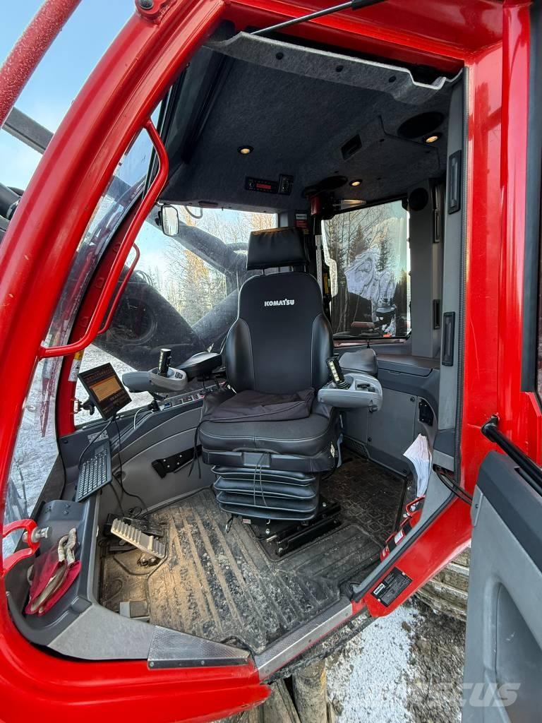 Komatsu 901 XC Harvesterji