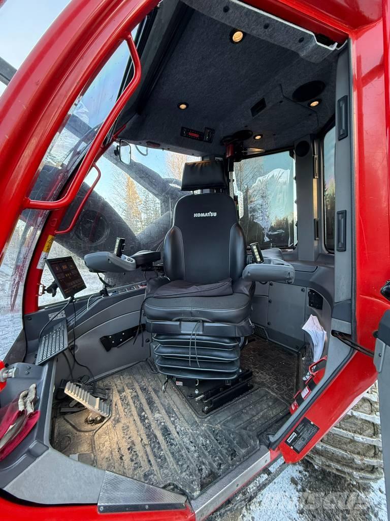 Komatsu 901 XC Harvesterji