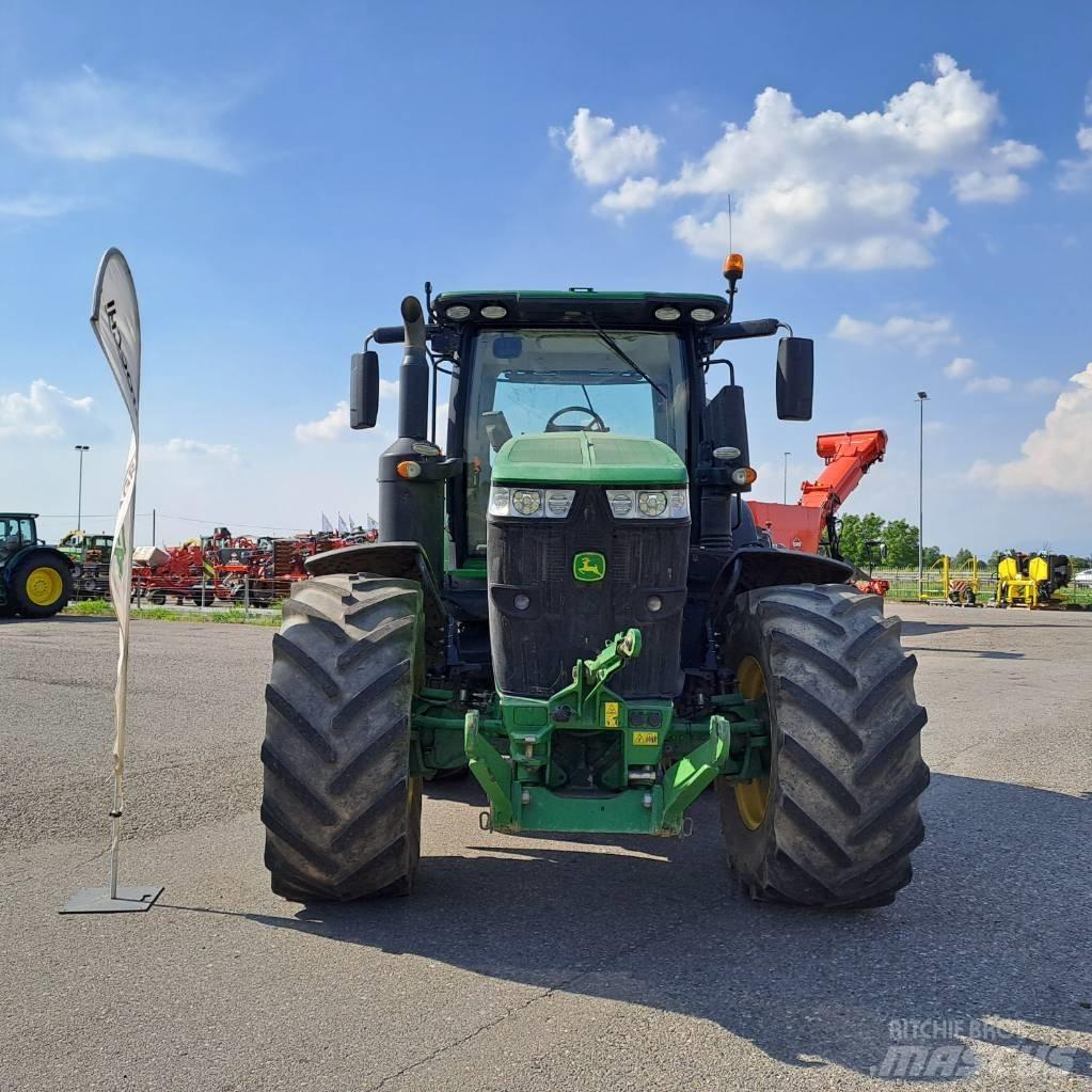 John Deere 7310 R Traktorji