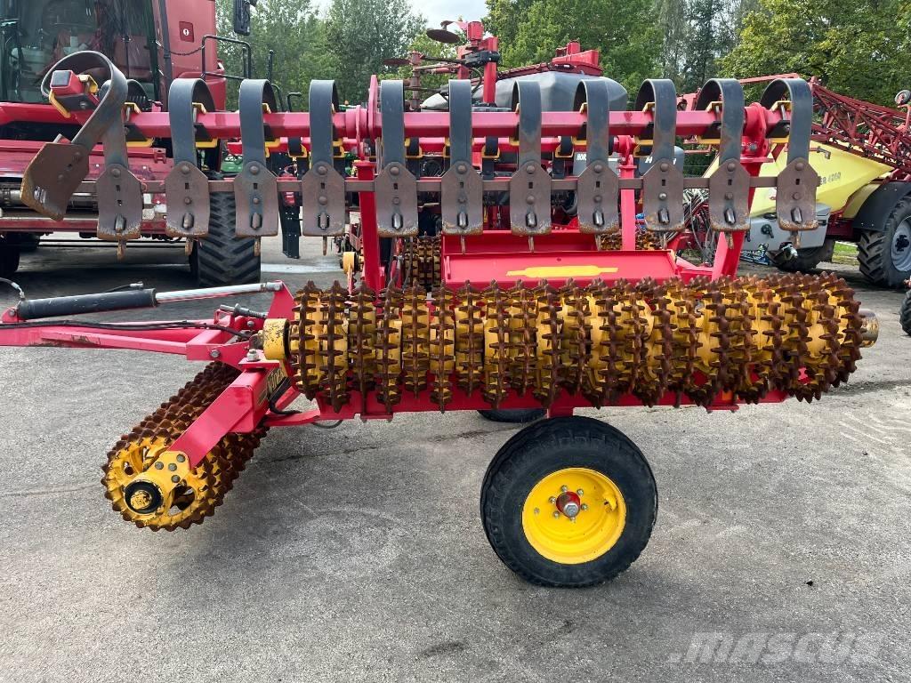 Väderstad ROLLEX 620 Valjarji