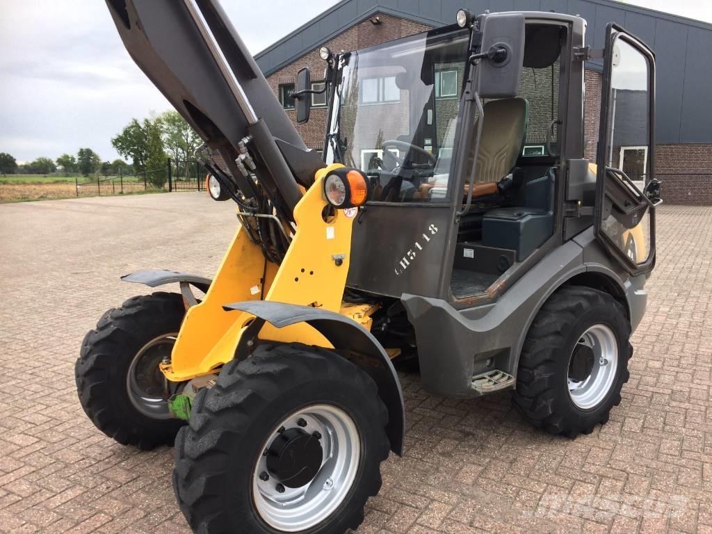 Mecalac AX 850 Kolesni nakladalci