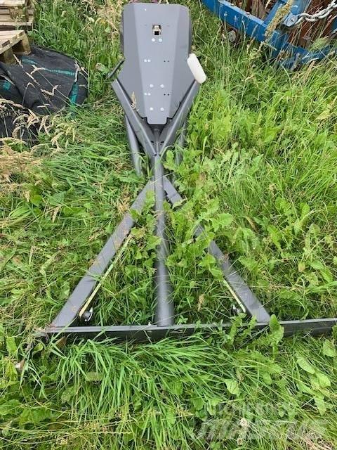 CLAAS BALE TWISTER Balirke (okrogle bale)