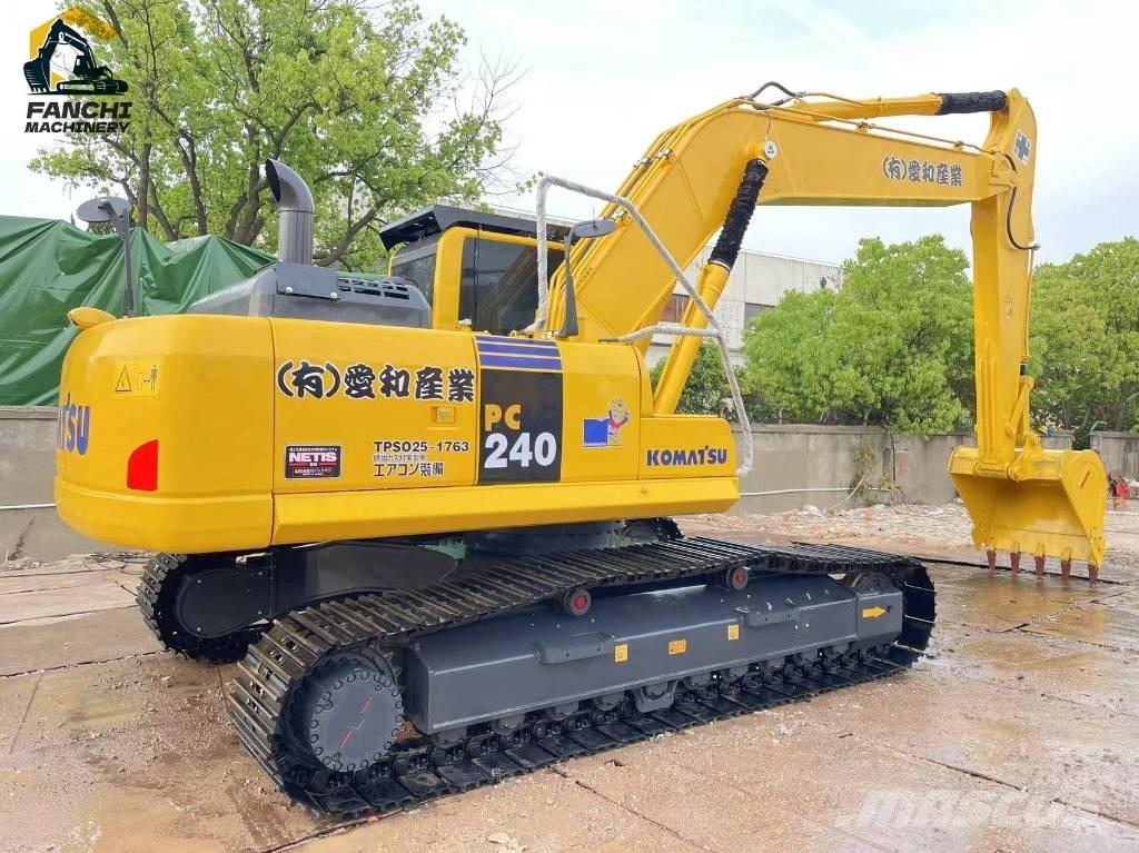 Komatsu PC240 Bagri goseničarji