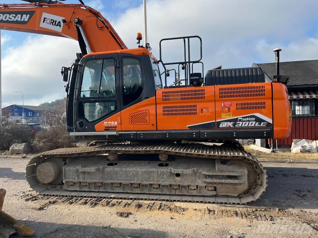 Doosan DX 300 LC-7 Bagri goseničarji