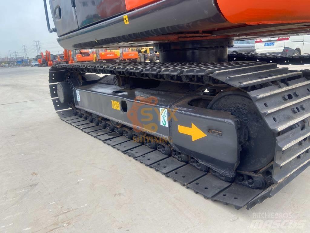 Hitachi ZX 70 Mini bagri <7t